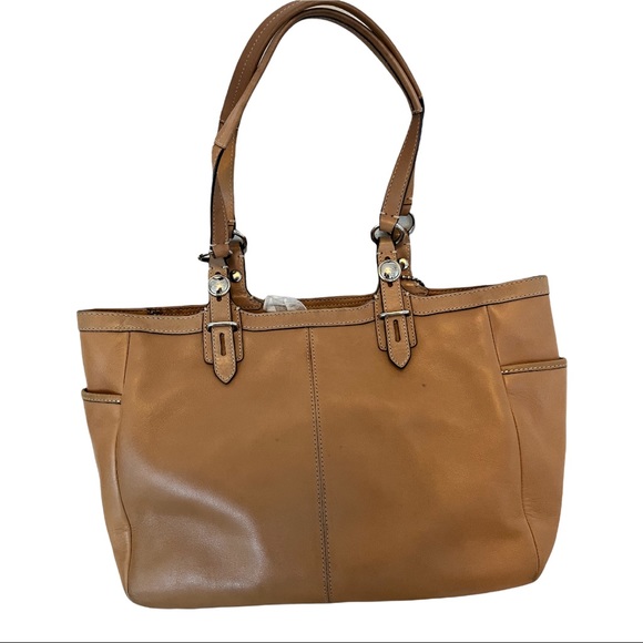 Coach tan leather shoulder bag - Picture 2 of 9